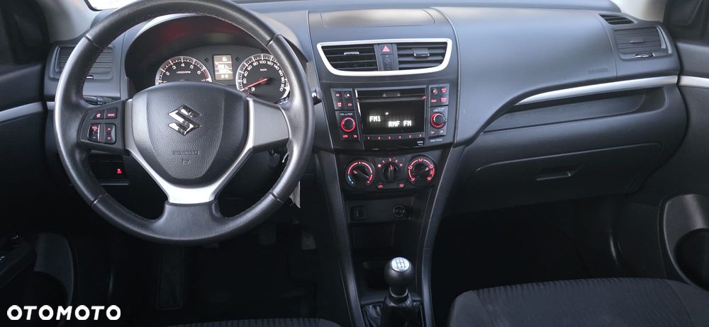 Suzuki Swift 1.2 Premium - 8