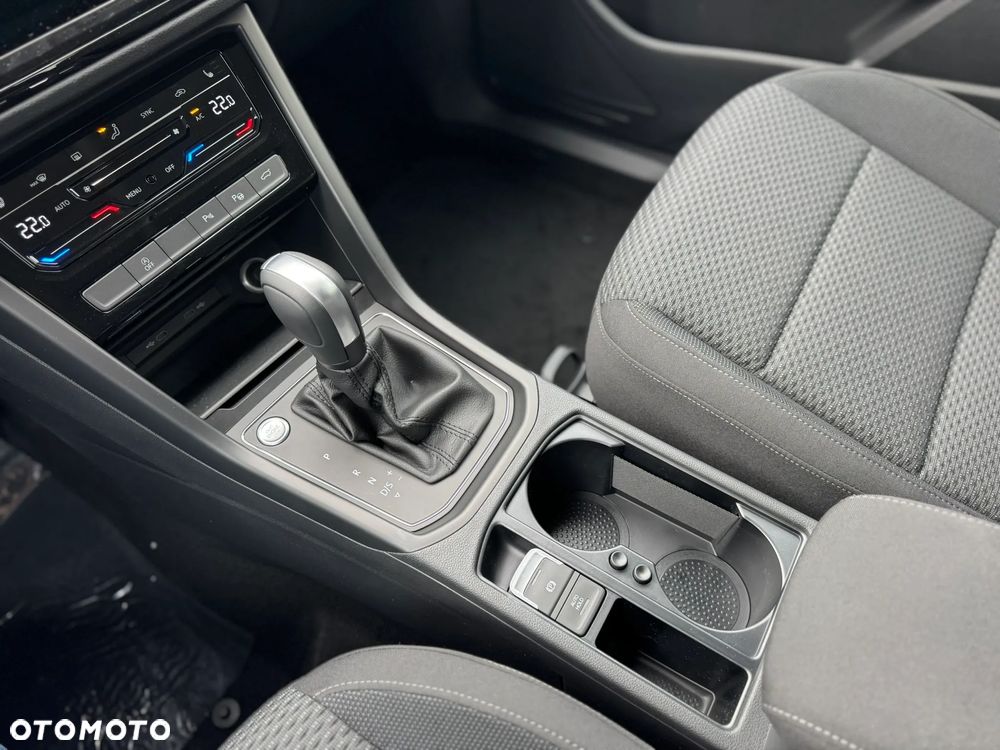 Volkswagen Touran 2.0 TDI SCR DSG Comfortline - 18