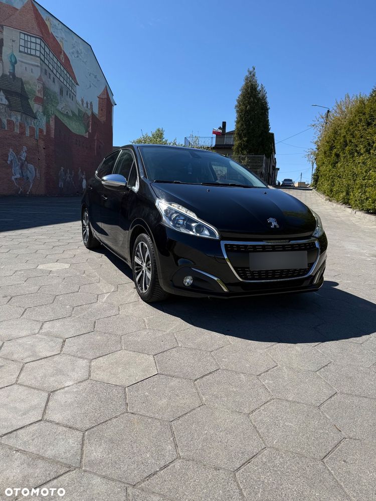 Peugeot 208 PureTech 82 Allure - 1