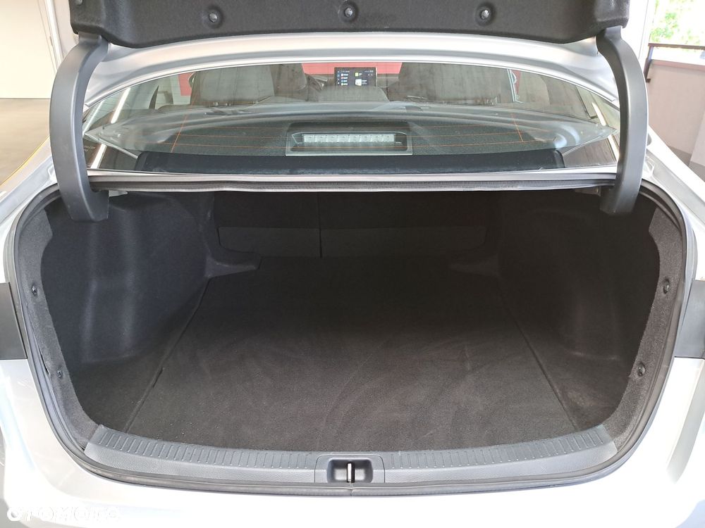 Toyota Corolla 1.8 Hybrid Comfort - 14
