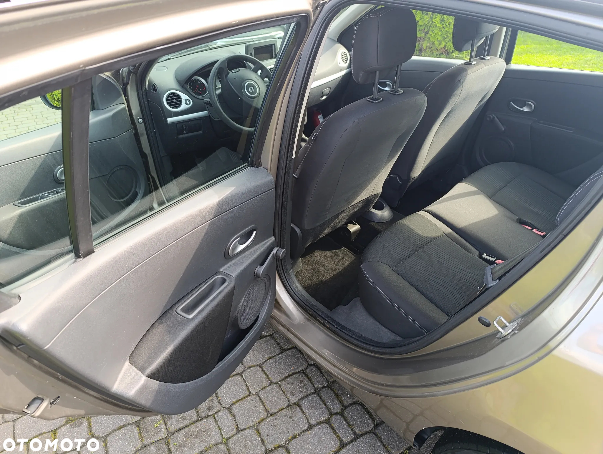 Renault Clio 1.5 dCi Night&Day - 10