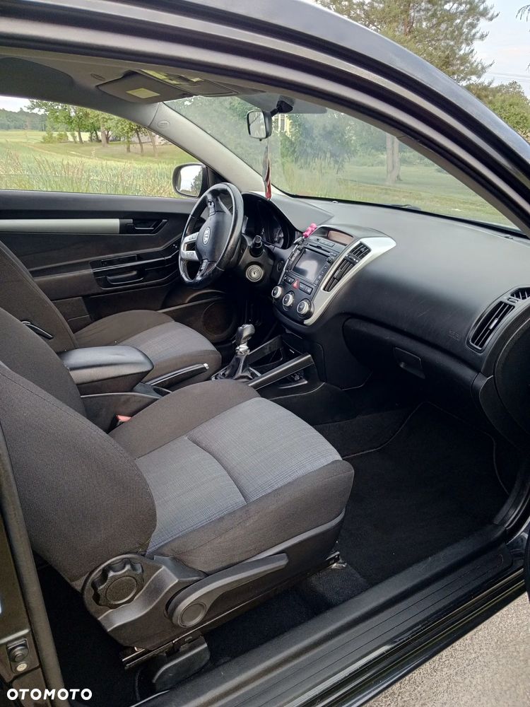 Kia Ceed 1.4 CVVT Attract - 5