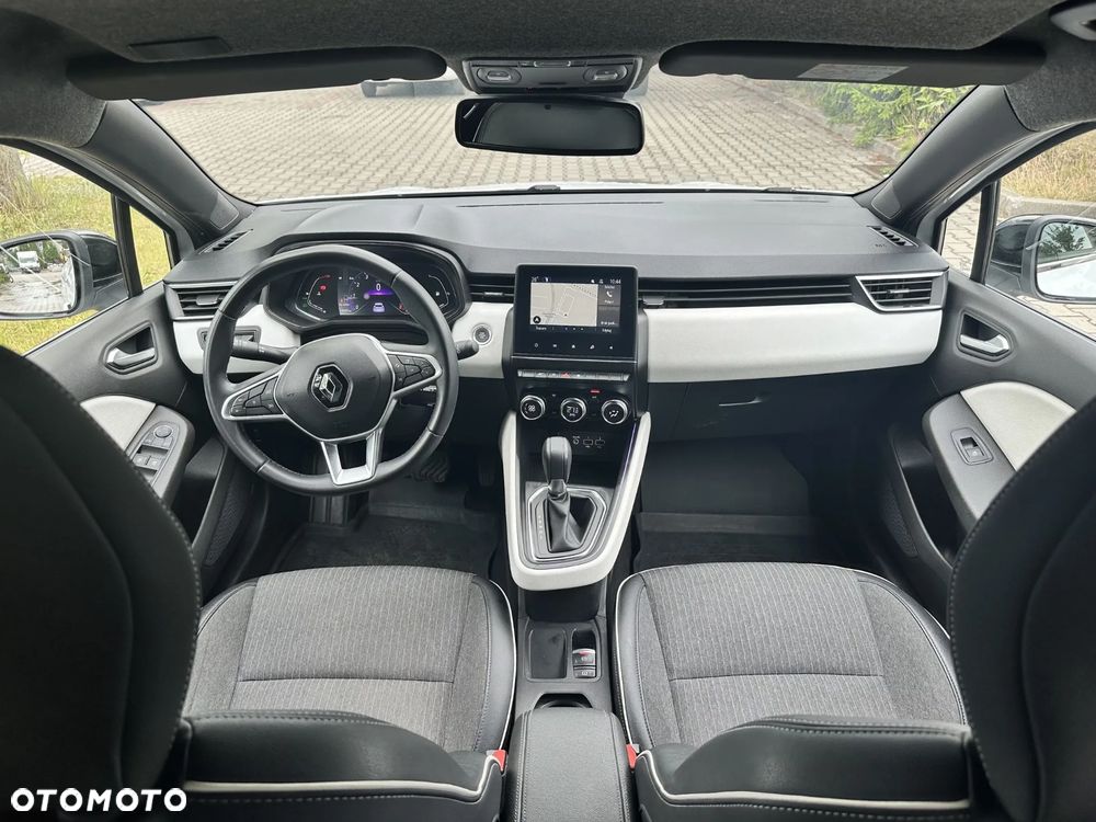 Renault Clio - 19