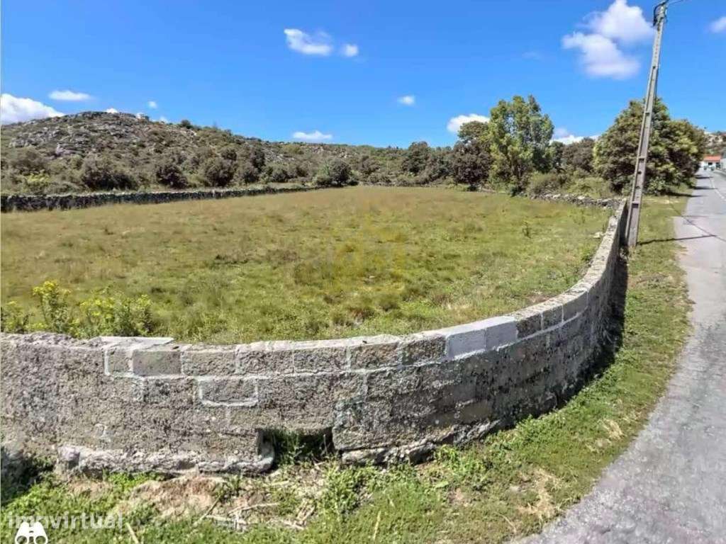 Terreno de 4550m² em Sarraquinhos, Montalegre - Excelente Oportunid... - Grande imagem: 2/3