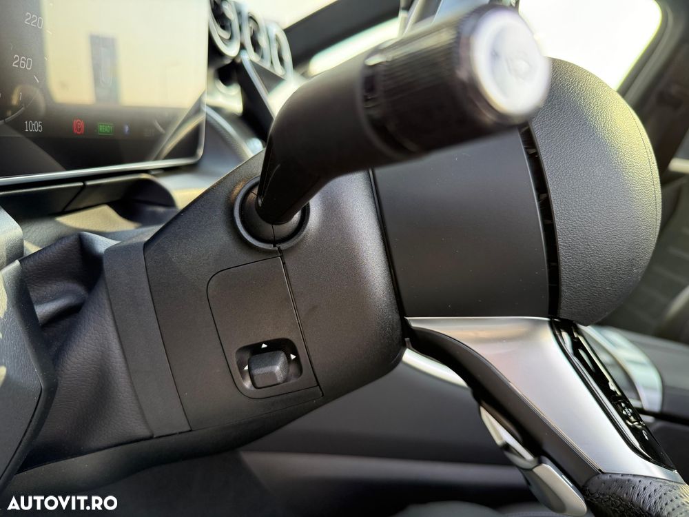 Mercedes-Benz GLC - 13