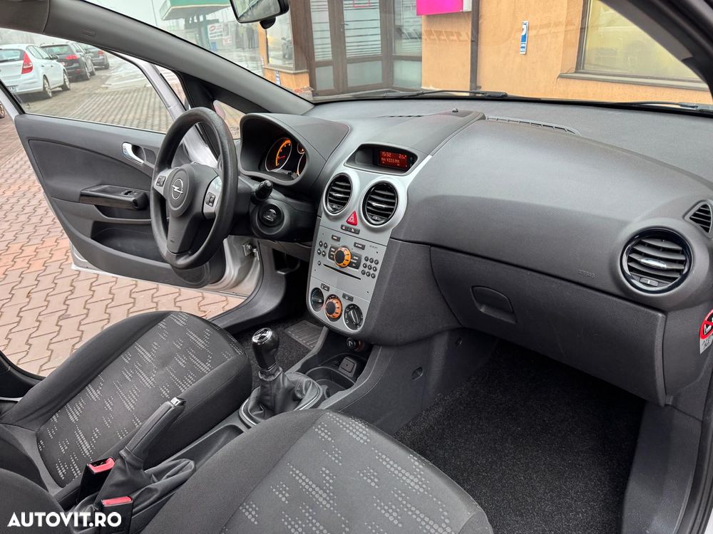 Opel Corsa 1.2 16V (ecoFLEX) Easytronic Color Edition - 9