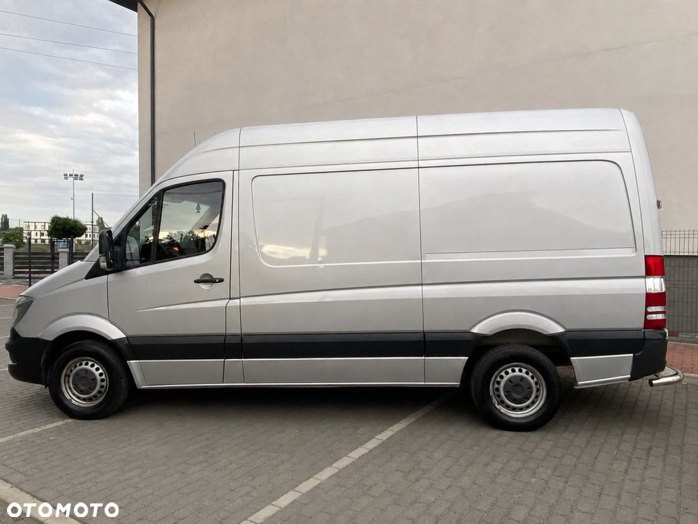 Mercedes-Benz Sprinter - 5