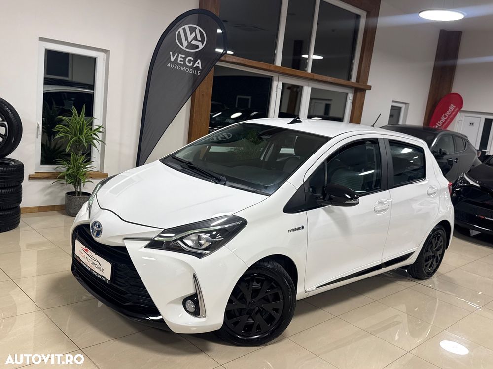 Toyota Yaris 1.5 VVT-i HSD Luna - 2