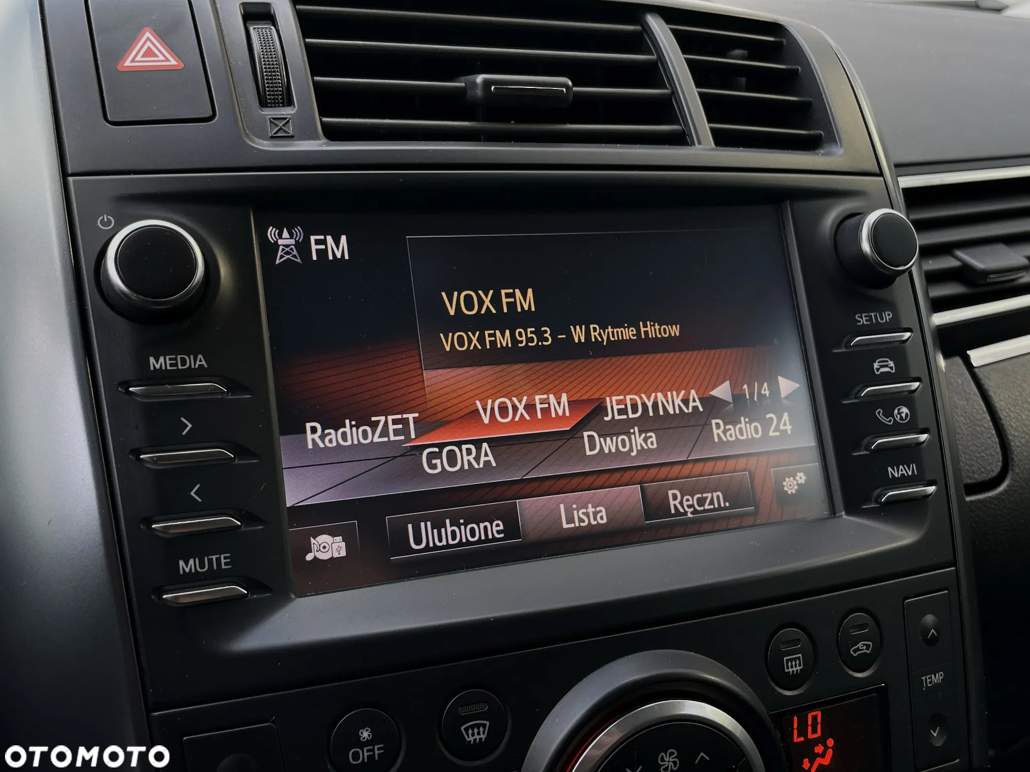 Toyota Verso 1.8 Premium 7os EU6 - 25