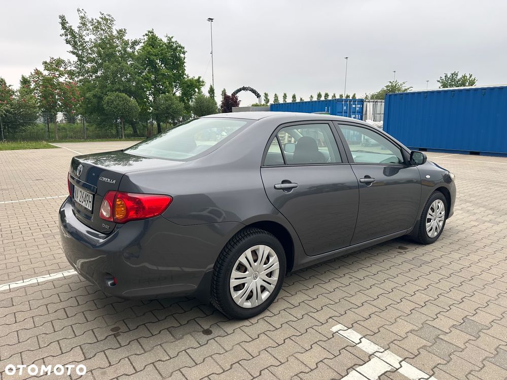 Toyota Corolla 1.4 D-4D Terra MM - 9