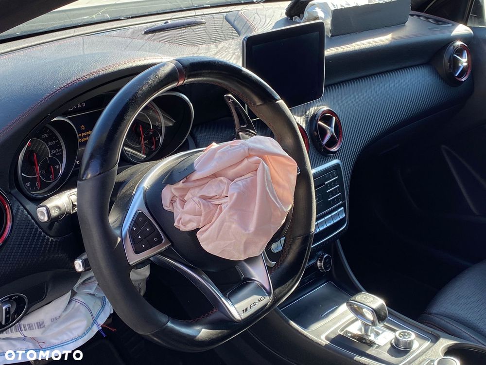 Mercedes-Benz Klasa A AMG 45 4Matic AMG Speedshift 7G-DCT - 15