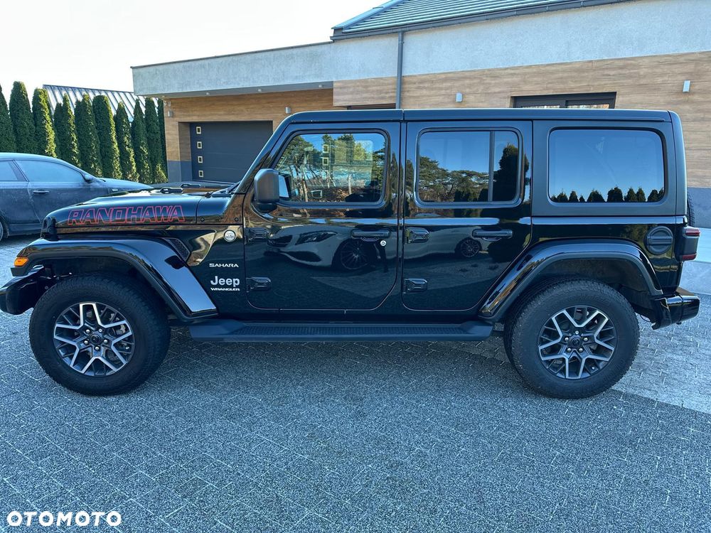 Jeep Wrangler - 2
