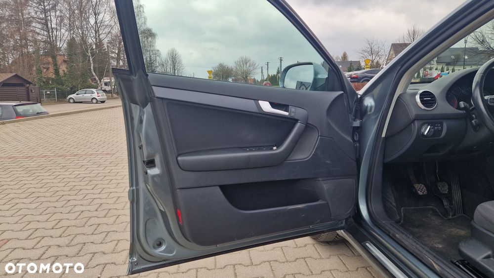 Audi A3 Sportback 1.6 TDI DPF Attraction - 22