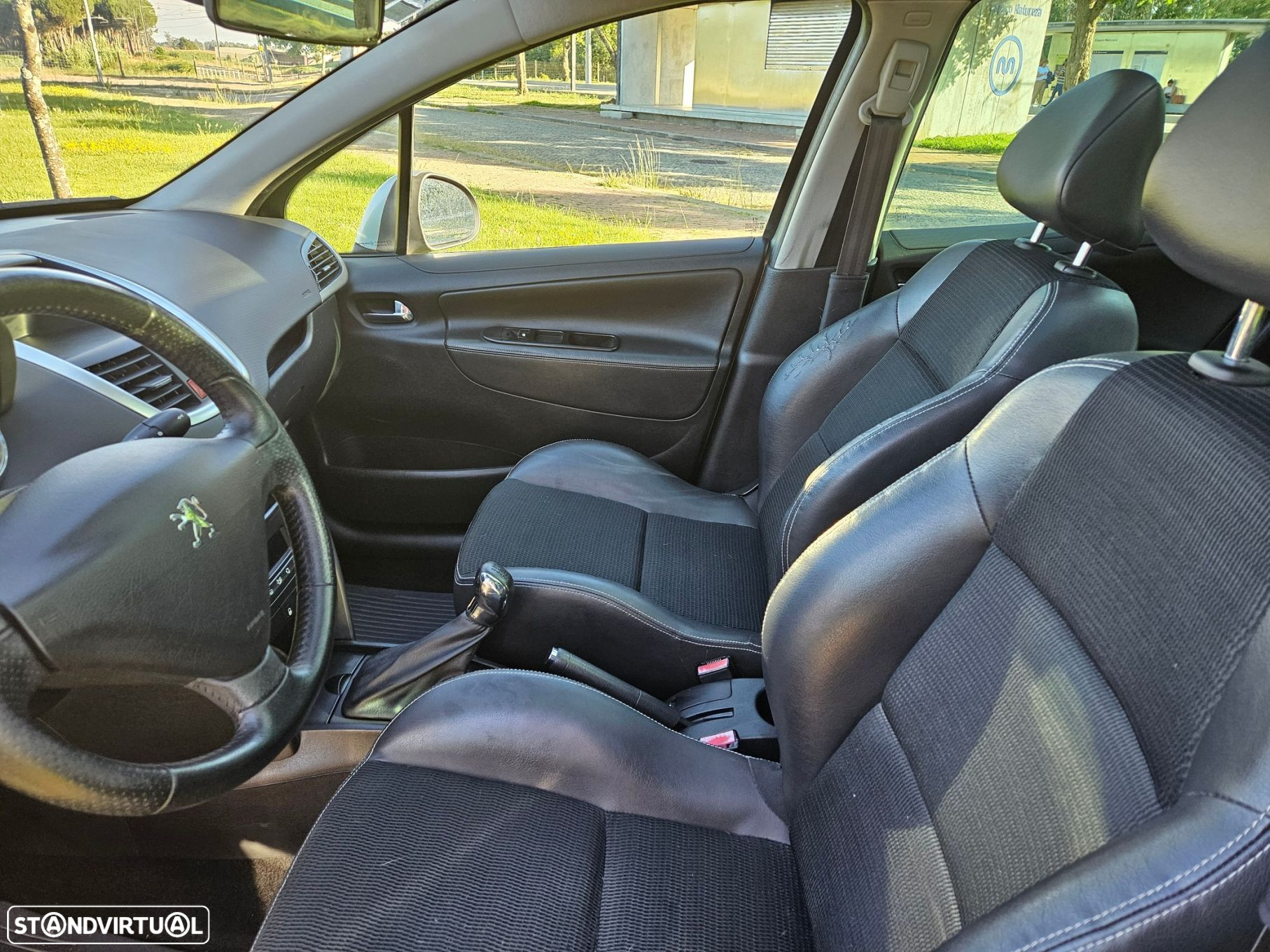 Peugeot 207 SW 1.6 HDi Outdoor - 13