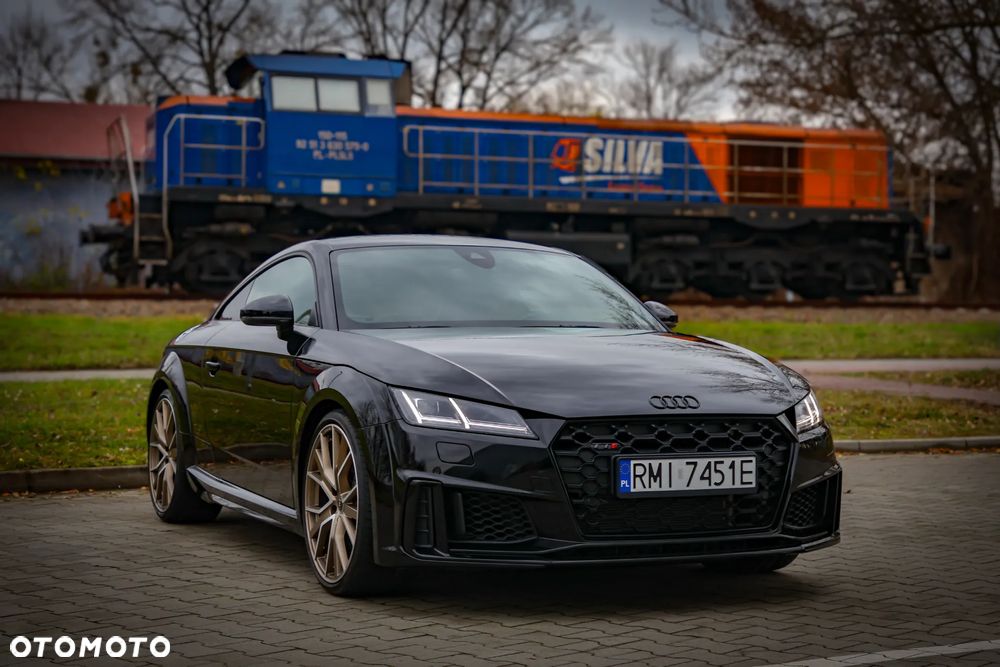 Audi TT S Coupé - 10