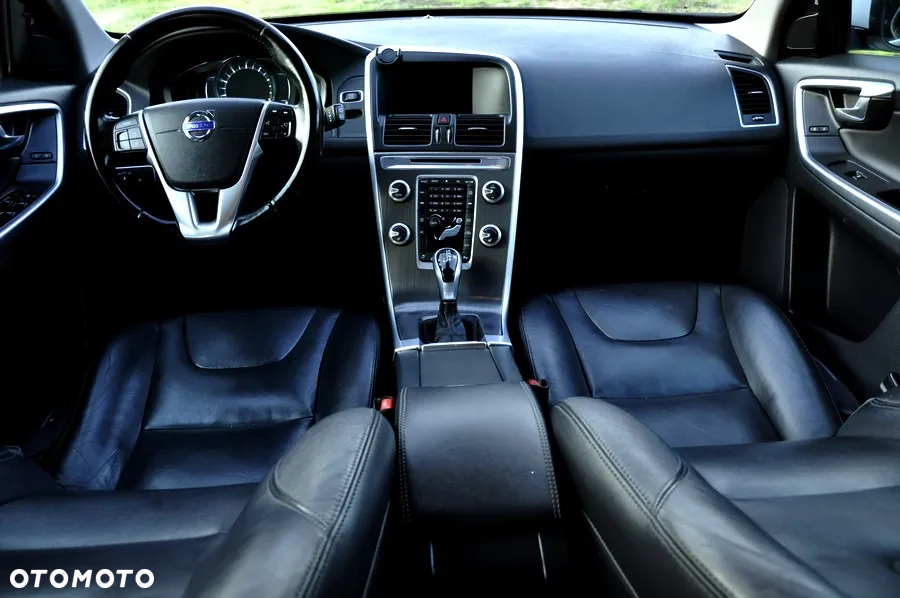 Volvo XC 60 T5 Powershift Summum - 32