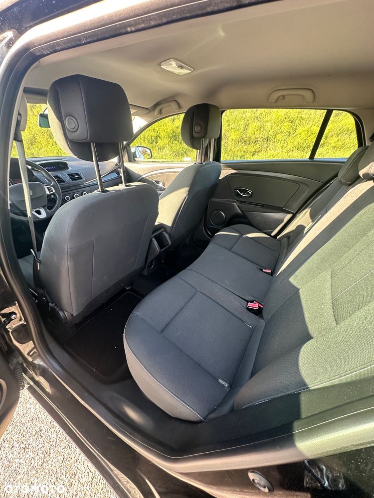 Renault Megane 1.5 dCi Authentique - 10