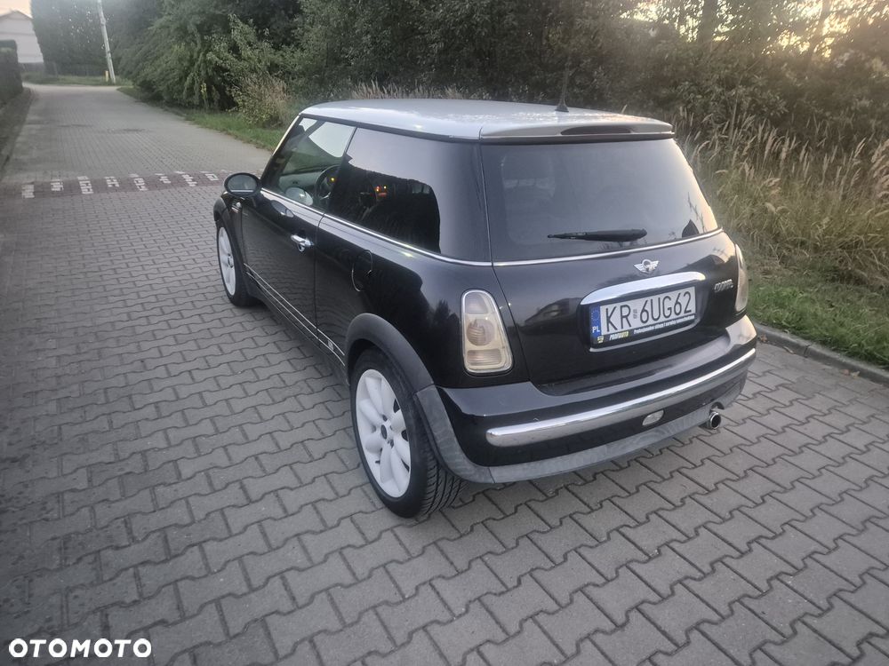 MINI ONE - 4