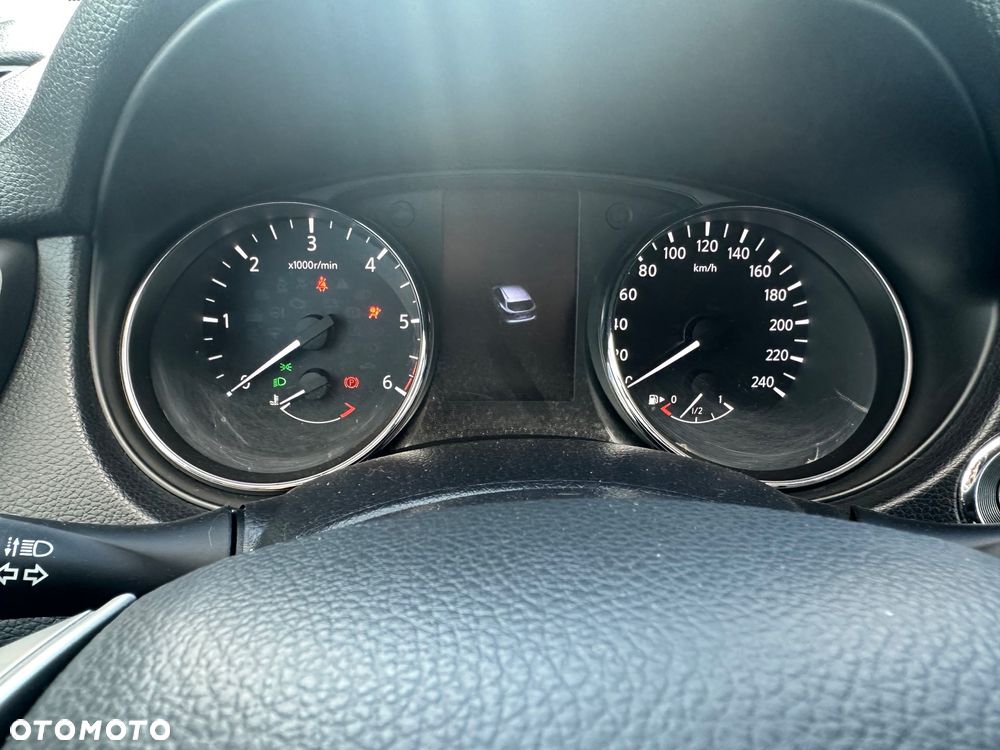 Nissan Qashqai 1.6 DCi Tekna EU6 - 13