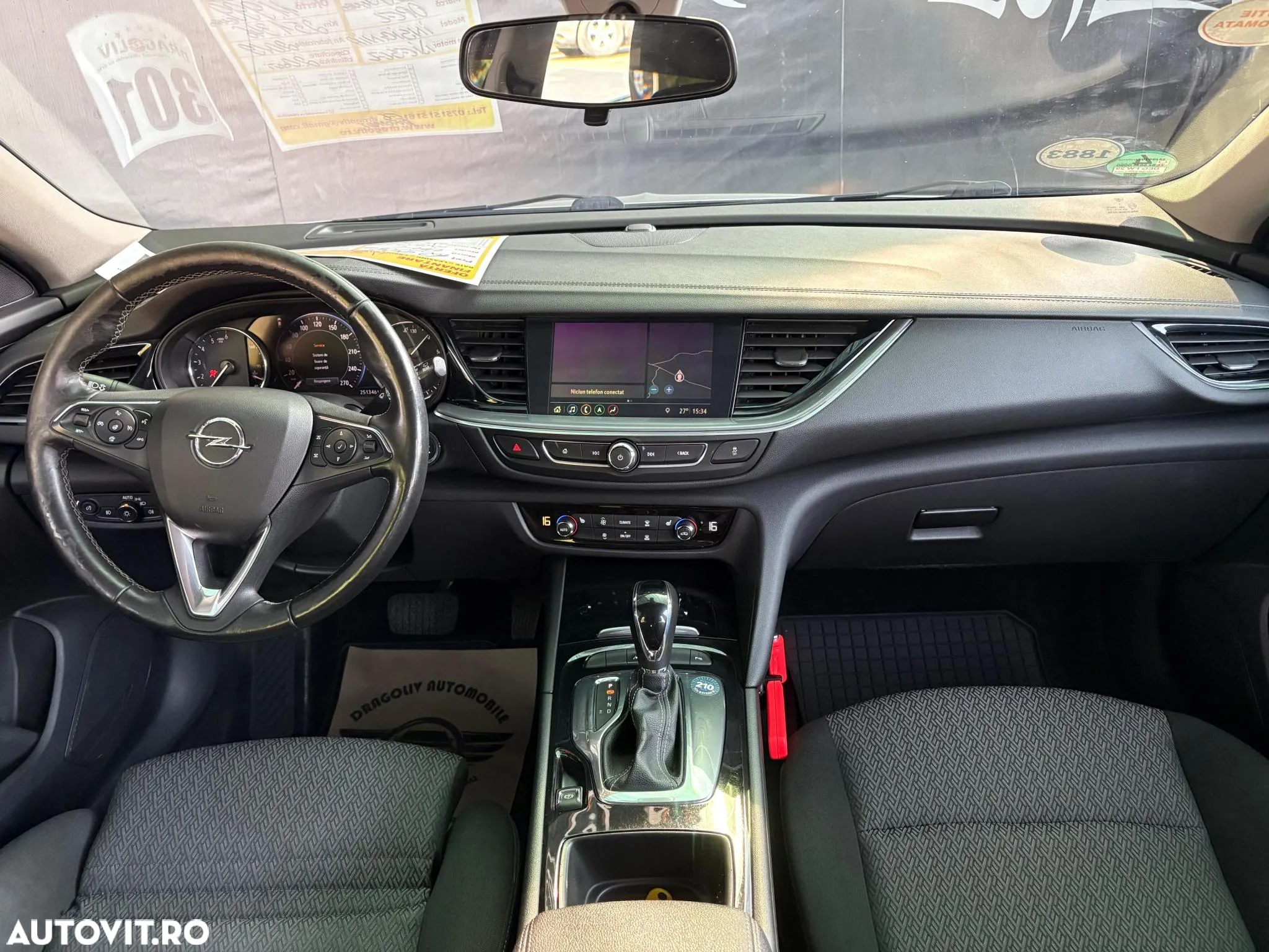 Opel Insignia - 10