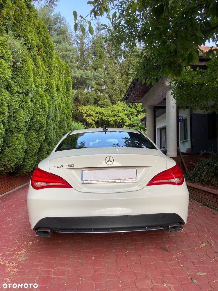 Mercedes-Benz CLA 250 7G-DCT - 5