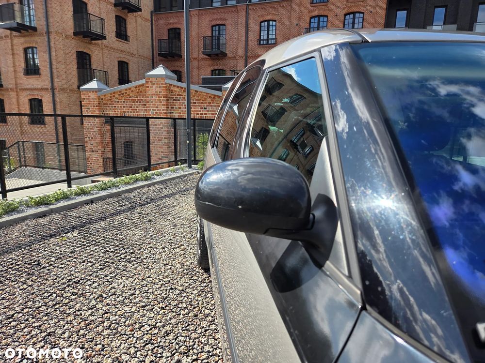 Skoda Roomster 1.6 TDI DPF - 18