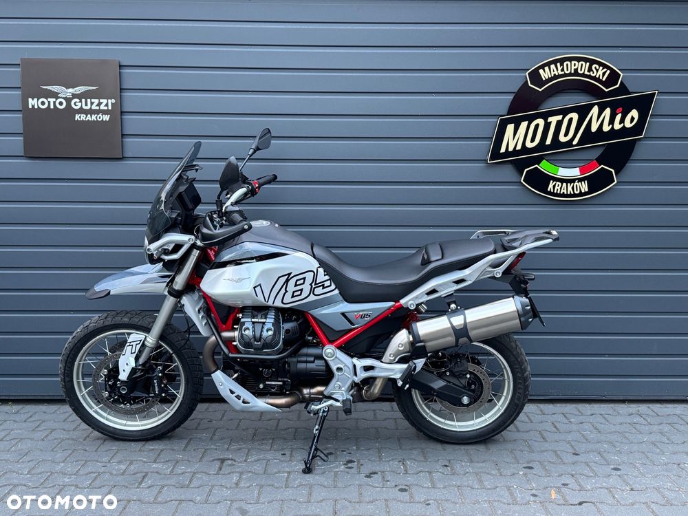 Moto Guzzi V85 - 3
