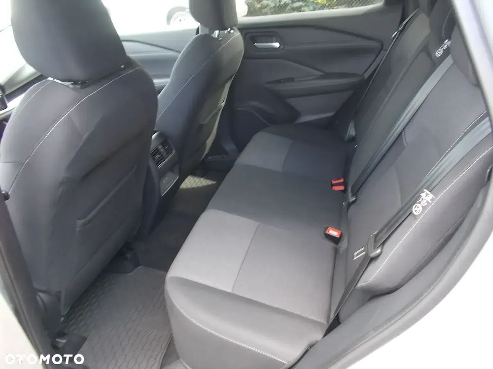 Nissan Qashqai - 16