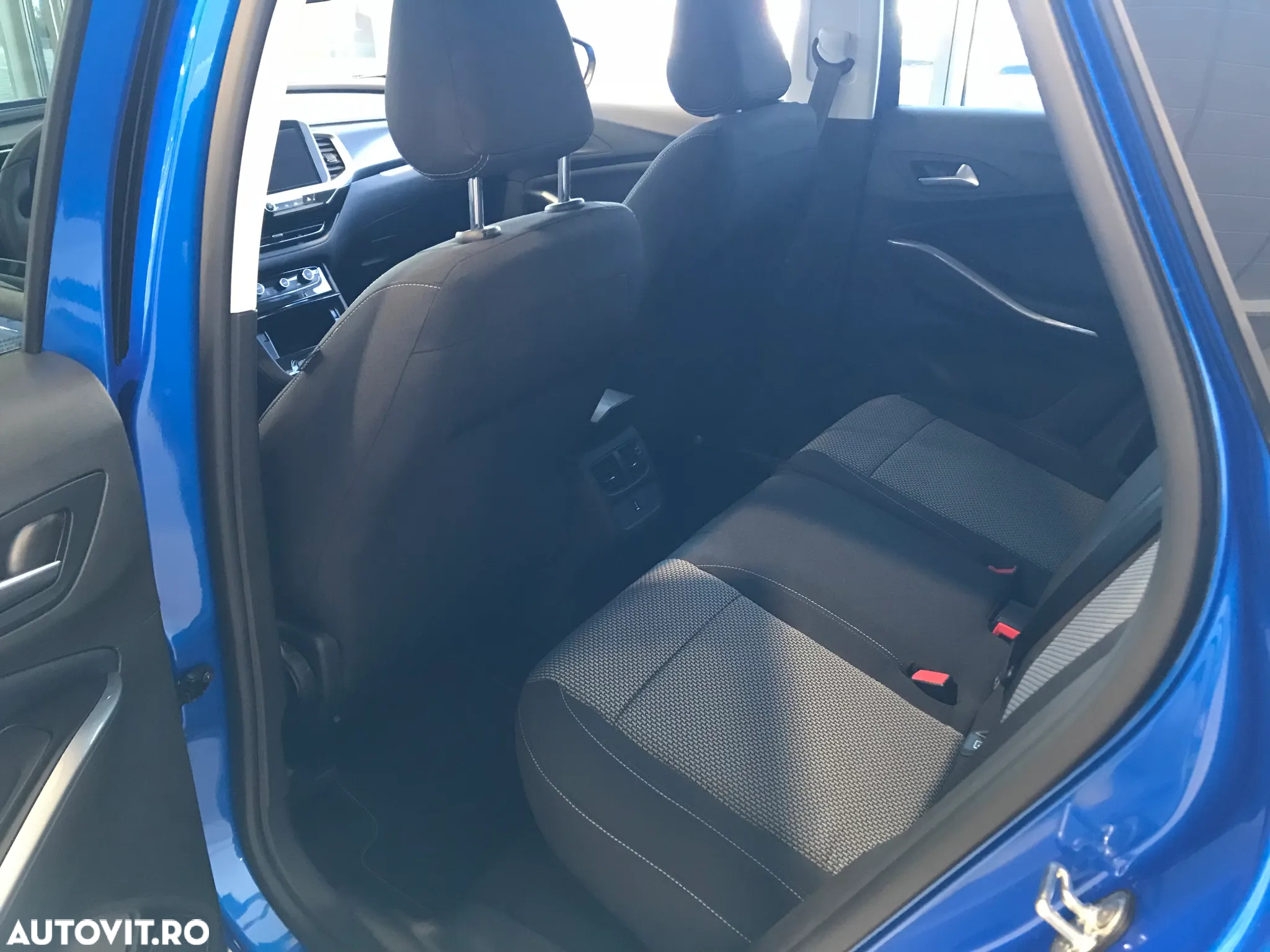 Opel Grandland X 1.2 Turbo START/STOP AT8 GS Line - 6