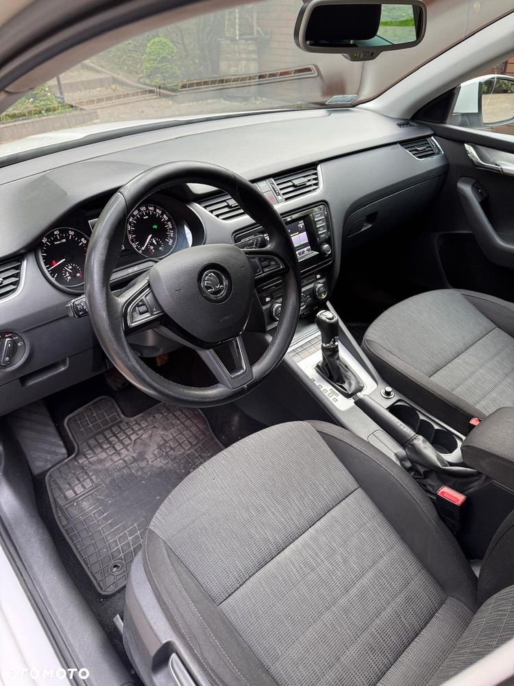 Skoda Octavia 1.8 TSI Elegance DSG - 9