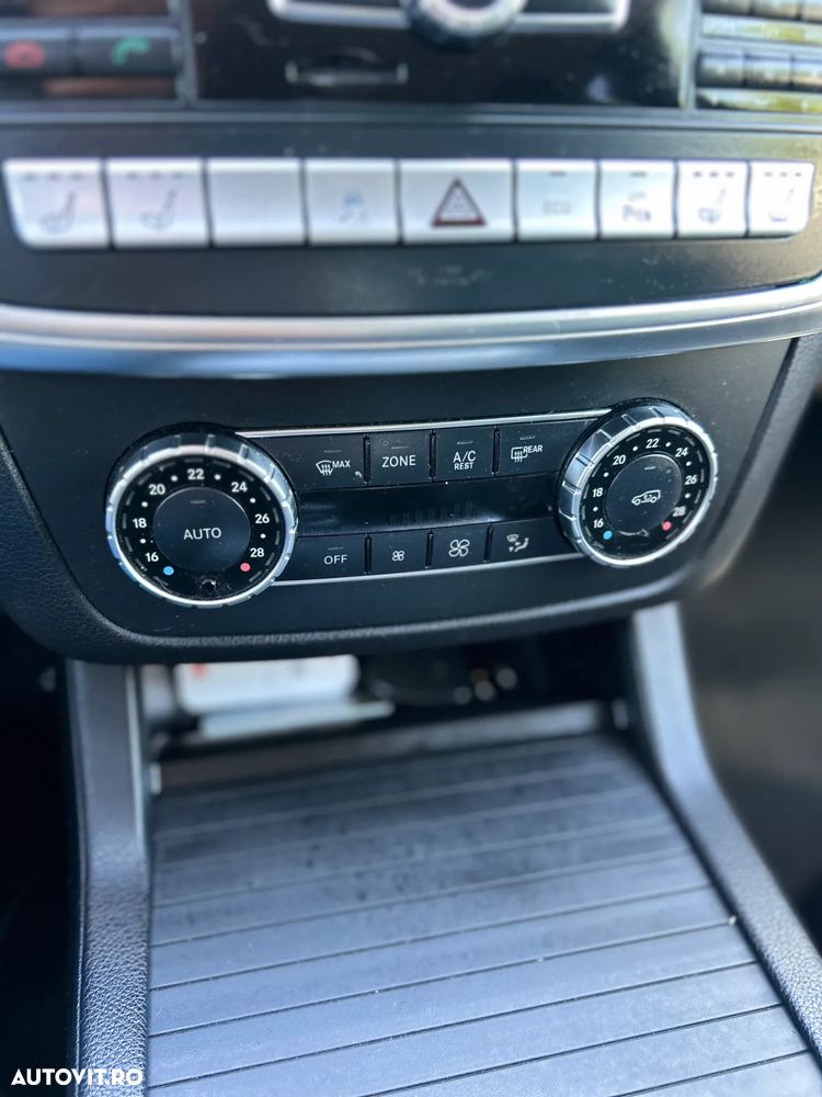 Mercedes-Benz ML 350 BlueTec 4MATIC Aut - 14