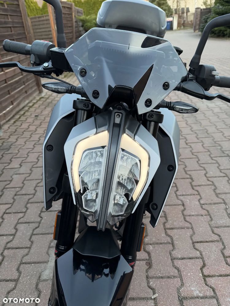 KTM Duke 125 - 10