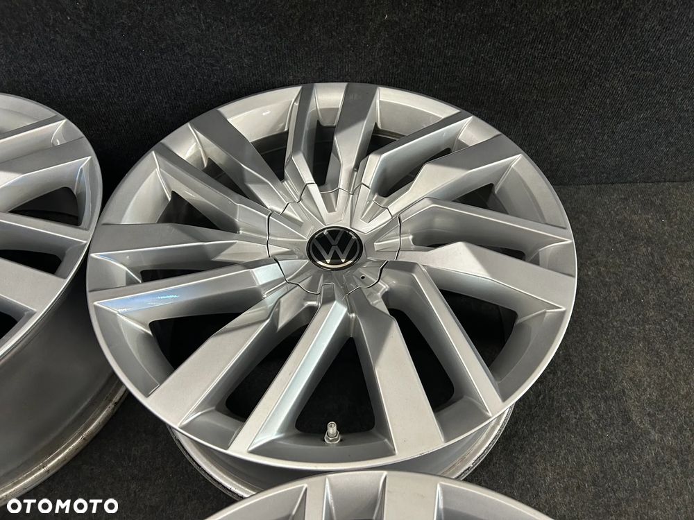 Alufelgi VW Touareg III, Tiguan, Sharan, Passat B8 19 cali 5x112 4szt. Ładne z czujnikami! - 10