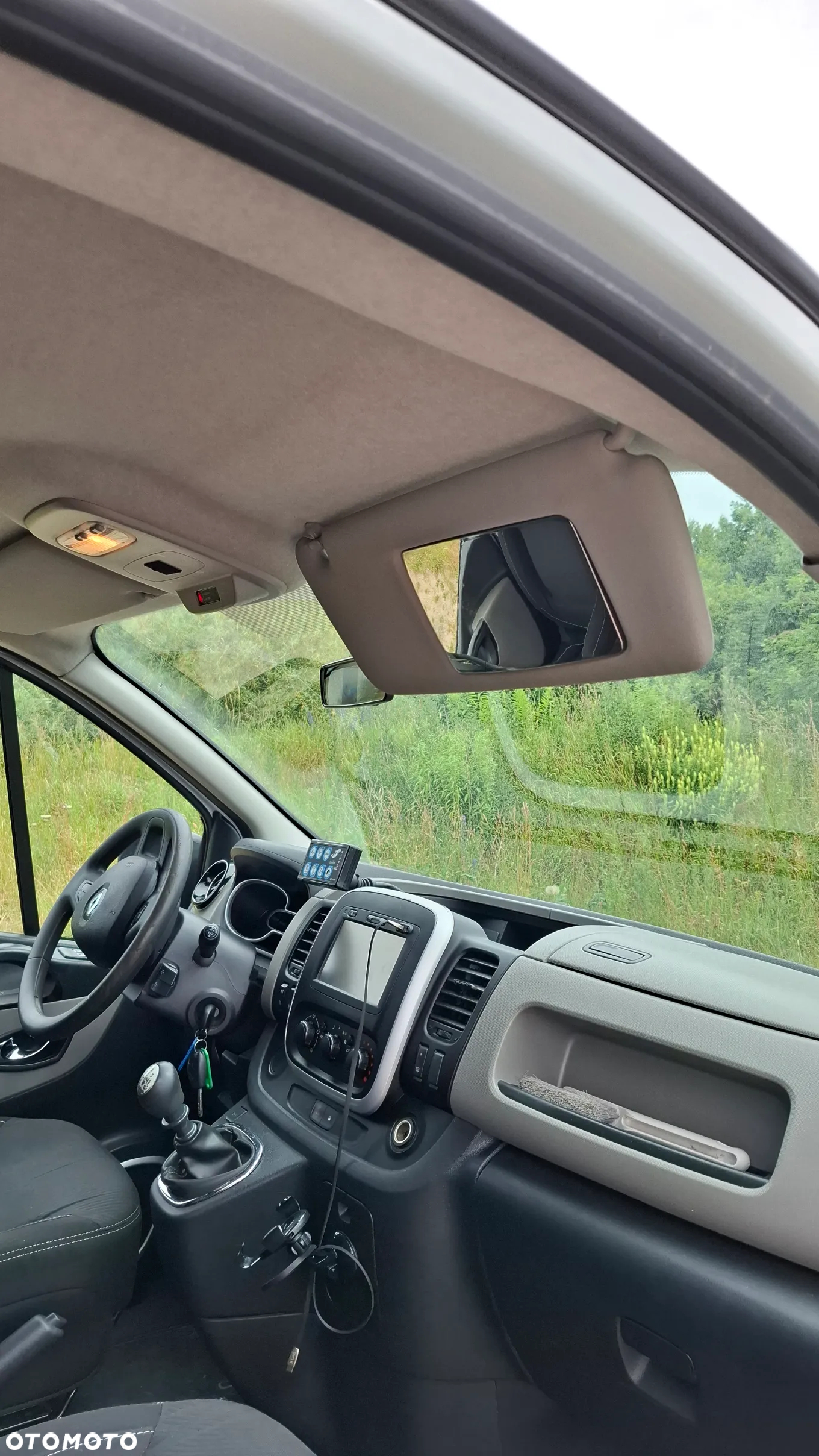 Renault Trafic - 28