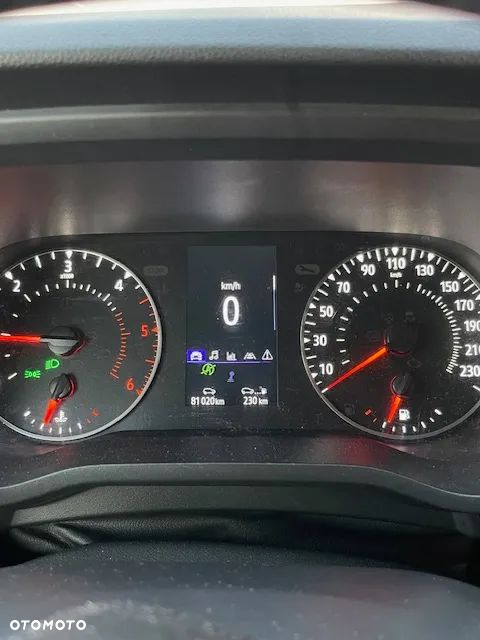 Renault Trafic - 13