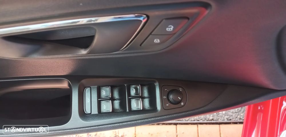 SEAT Leon 2.0 TDI DPF FR - 19