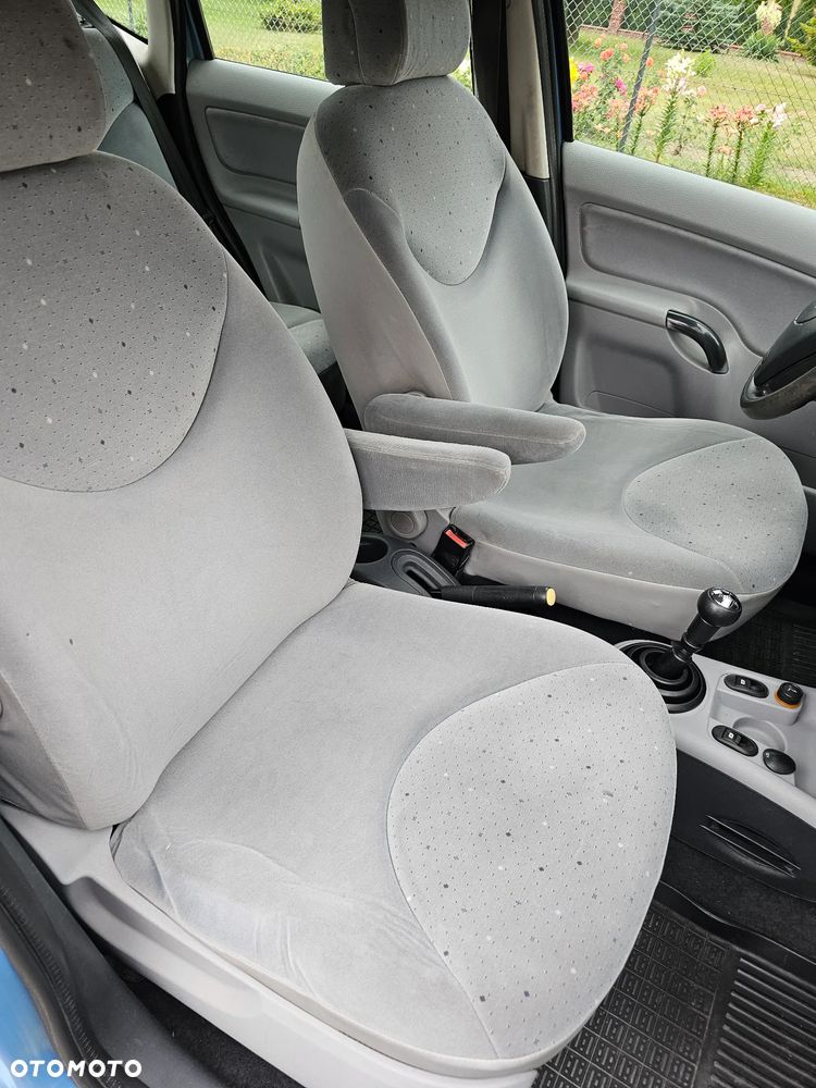 Citroën C3 1.4 HDi Confort - 20