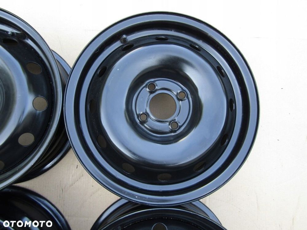 4x Felgi 15 Renault Clio III Modus Dacia Lodgy Logan Sandero 6j 4x100 ET50 - 6