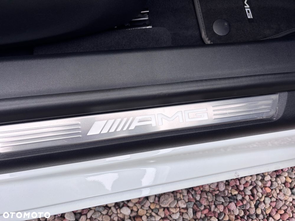 Mercedes-Benz AMG GT - 19