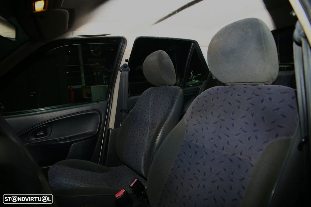 Citroën Saxo 1.1i Exclusive - 9