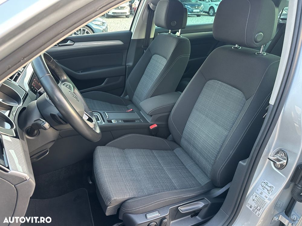 Volkswagen Passat - 26