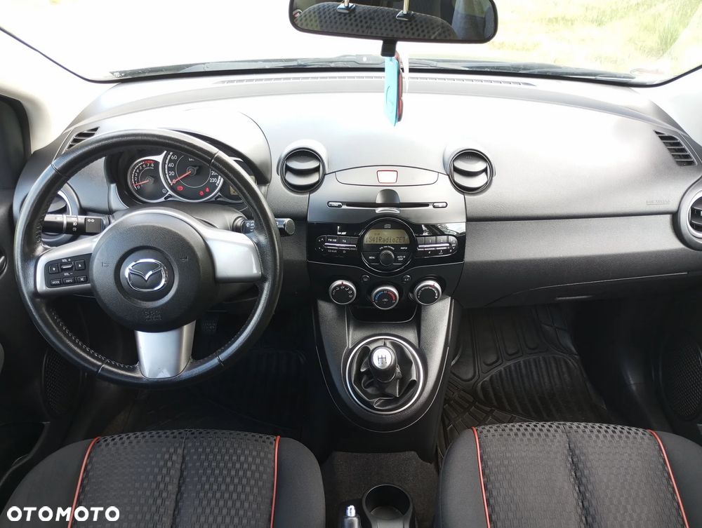 Mazda 2 1.3 Dynamic - 6