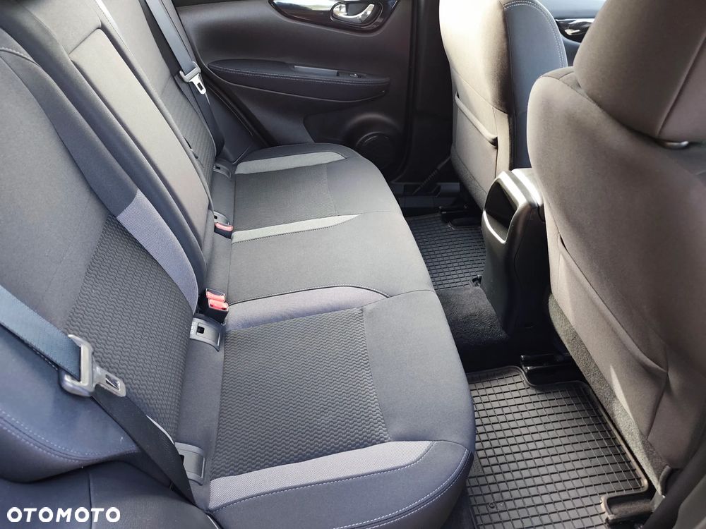 Nissan Qashqai 1.3 DIG-T Acenta EU6d - 21