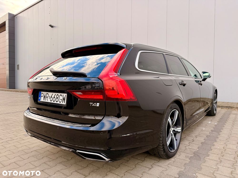 Volvo V90 T4 R-Design - 21
