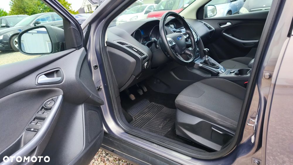 Ford Focus Turnier 1.6 EcoBoost Start-Stopp-System Titanium - 15