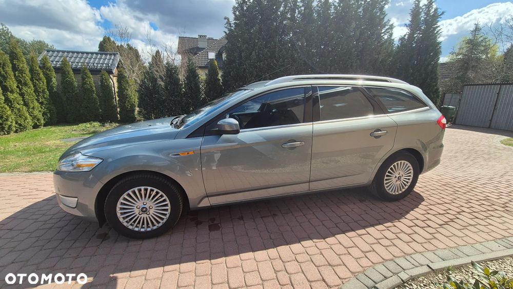 Ford Mondeo 2.0 FF Titanium - 14