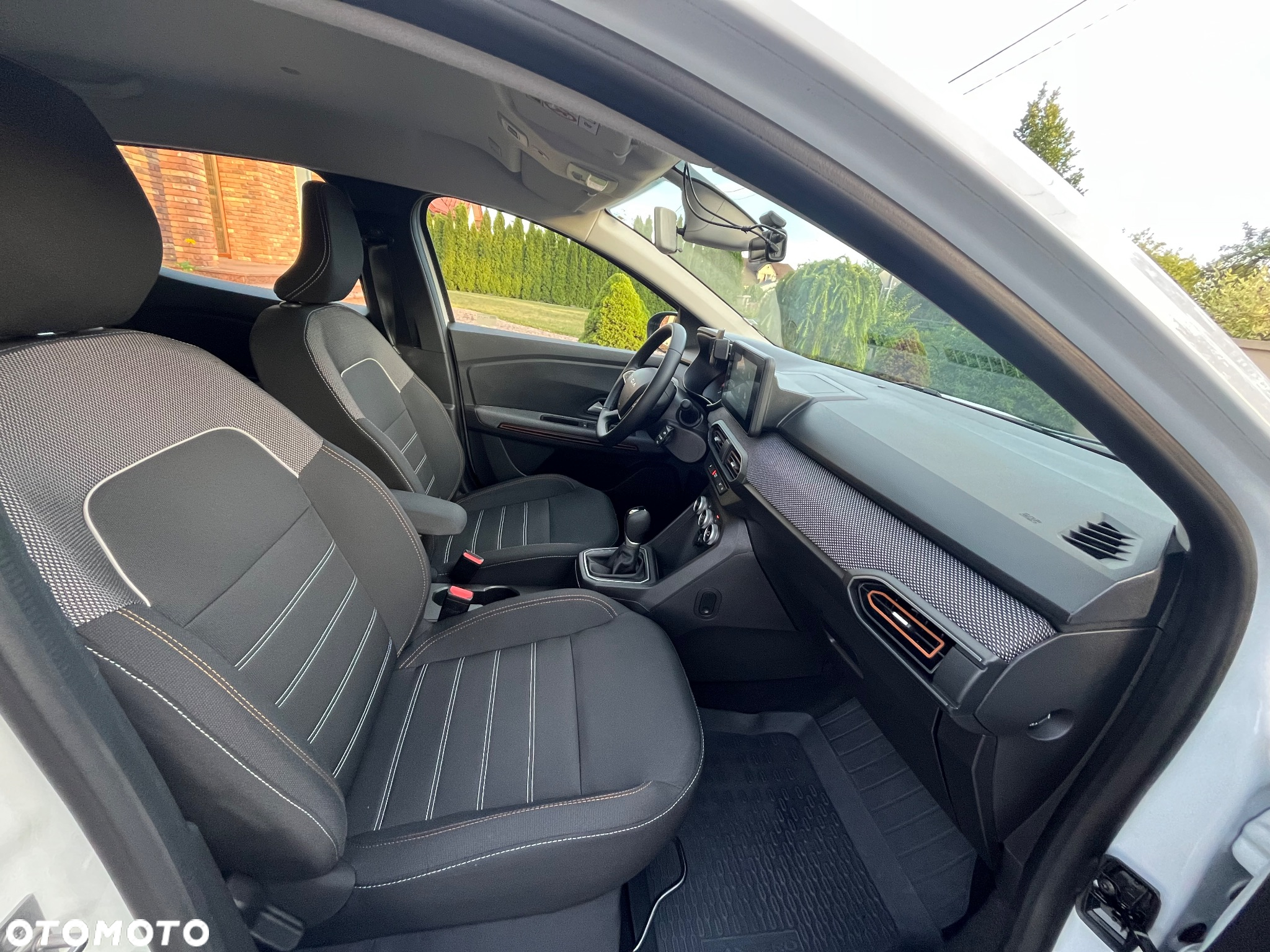 Dacia Sandero Stepway 1.0 TCe Expression CVT - 24