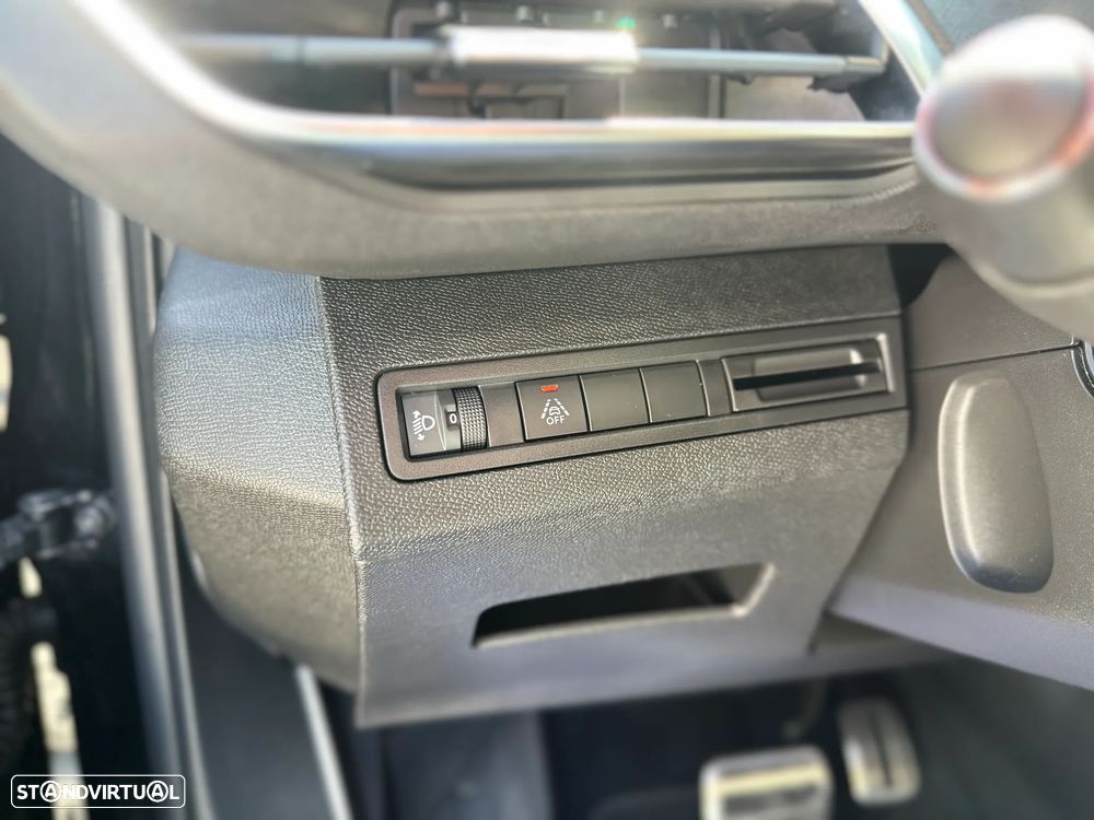 Peugeot 5008 1.5 BlueHDi Allure Pack EAT8 - 34