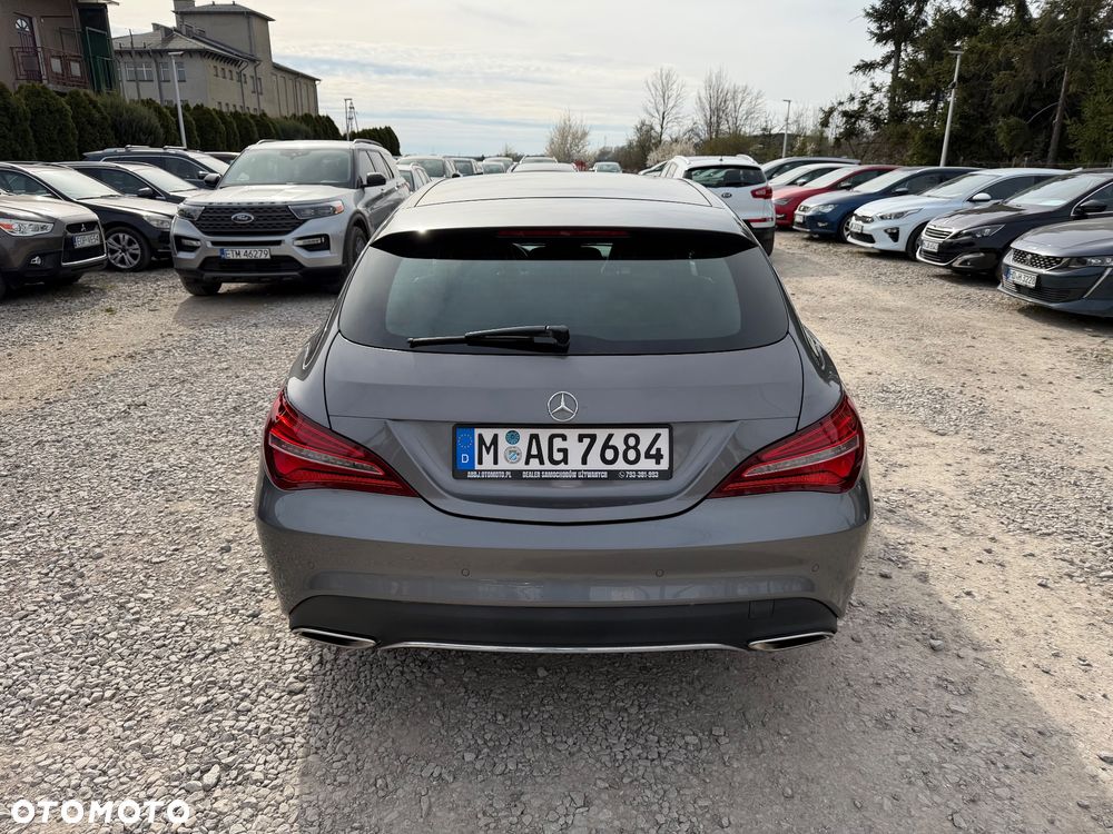 Mercedes-Benz CLA 180 Urban - 5