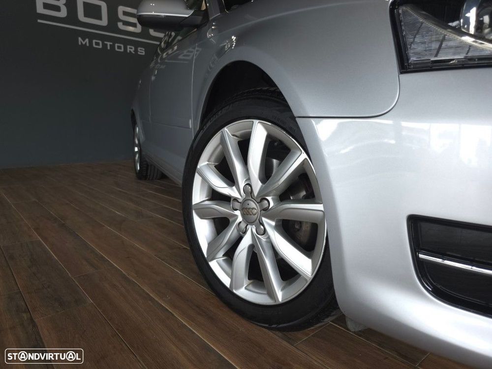 Audi A3 Sportback 1.6 TDI Attraction - 4